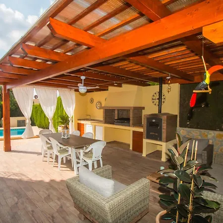 Marie By Abahana * Κάλπε